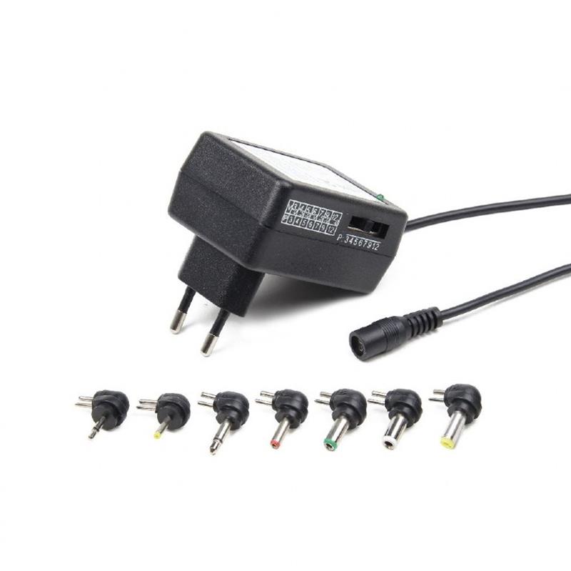 Laagspanning multifunctionele AC-DC adapter 24 W